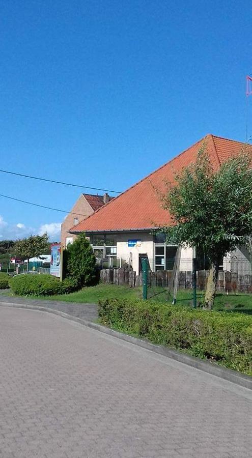 Stacaravan 4Pers In Bredene Met Eigen Tuintje 2449 Exterior photo